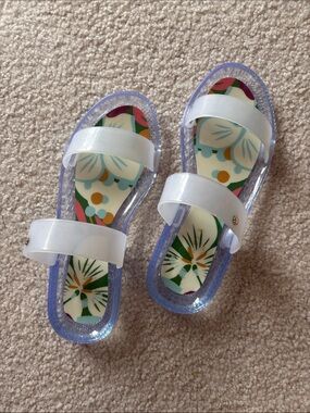 Ted Baker London White Jelly Slide Sandals with Floral Insole